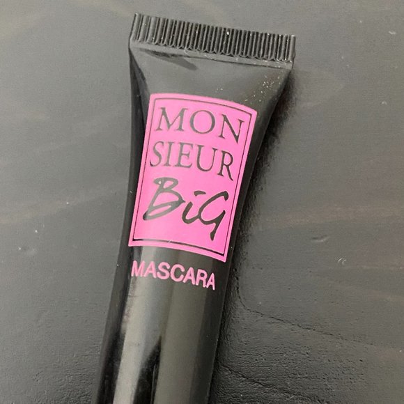Lancome Monsieur Big mini mascara in Black - Picture 6 of 14